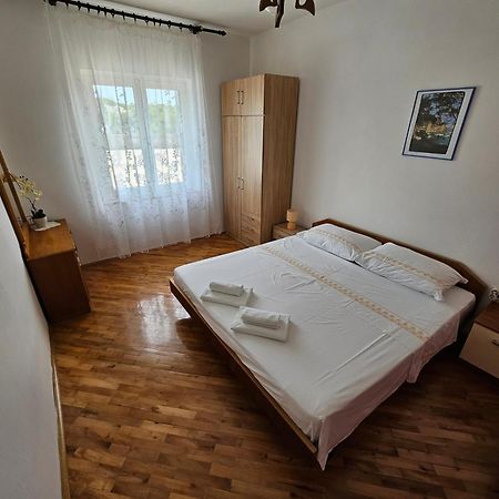 Apartments Rusin Linardici Bagian luar foto