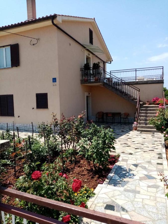 Apartments Rusin Linardici Bagian luar foto
