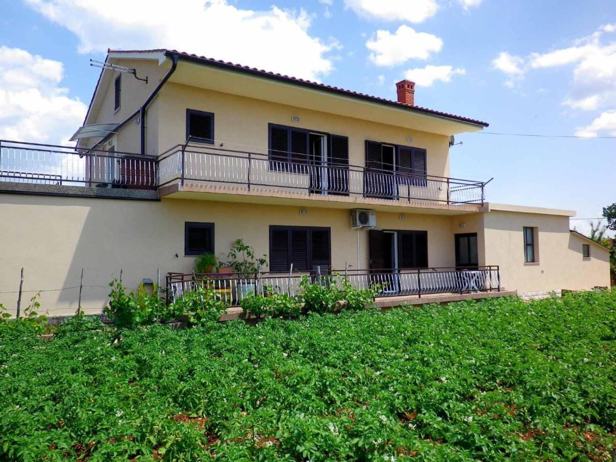 Apartments Rusin Linardici Bagian luar foto